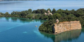 VISTA LAGO 2